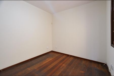 Casa para alugar com 442m², 3 quartos e 2 vagas Casa para alugar com 442m², 3 quartos e 2 vagasQuarto 2