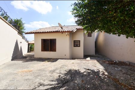 Casa para alugar com 442m², 3 quartos e 2 vagas Casa para alugar com 442m², 3 quartos e 2 vagasÁrea Externa