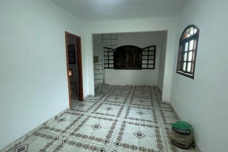 Sala de casa para alugar com 2 quartos, 900m² em Vila Flavia, Duque de Caxias
