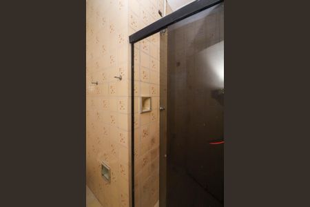 Banheiro de casa à venda com 2 quartos, 99m² em Parque Pinheiros, Taboão da Serra