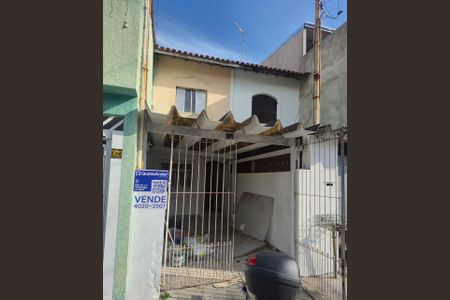 Fachada de casa à venda com 2 quartos, 99m² em Parque Pinheiros, Taboão da Serra