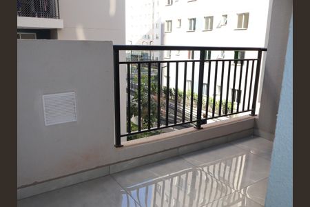Apartamento para alugar com 42m², 2 quartos e sem vagaÁrea de serviço e Varanda