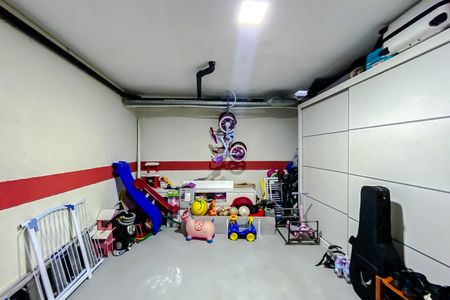 Casa para alugar com 217m², 3 quartos e 2 vagas Casa para alugar com 217m², 3 quartos e 2 vagasGaragem