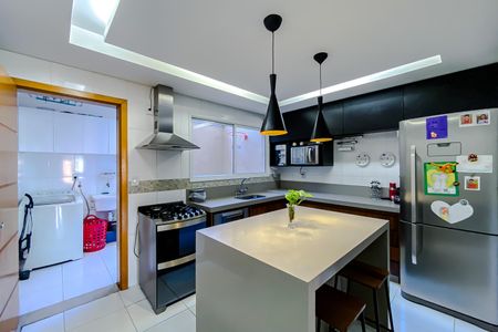 Casa para alugar com 217m², 3 quartos e 2 vagas Casa para alugar com 217m², 3 quartos e 2 vagasCozinha
