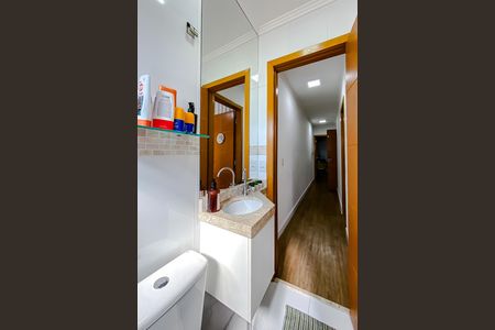 Casa para alugar com 217m², 3 quartos e 2 vagas Casa para alugar com 217m², 3 quartos e 2 vagasBanheiro