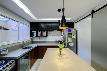 Casa para alugar com 217m², 3 quartos e 2 vagas Casa para alugar com 217m², 3 quartos e 2 vagasCozinha
