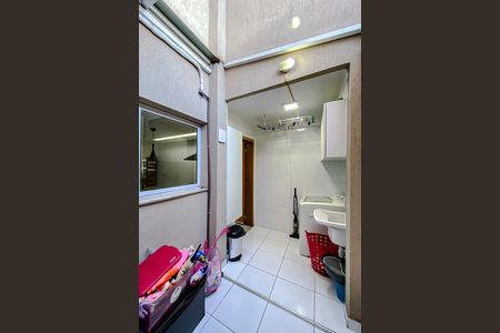 Casa para alugar com 217m², 3 quartos e 2 vagas Casa para alugar com 217m², 3 quartos e 2 vagasÁrea de Serviço