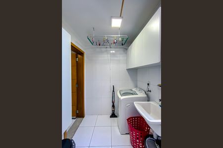 Casa para alugar com 217m², 3 quartos e 2 vagas Casa para alugar com 217m², 3 quartos e 2 vagasÁrea de Serviço