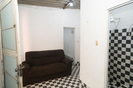 Casa para alugar com 50m², 1 quarto e sem vaga Casa para alugar com 50m², 1 quarto e sem vagaSala