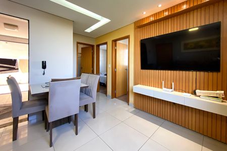 Apartamento à venda com 2 quartos, 77m² em Fernão Dias, Belo Horizonte
