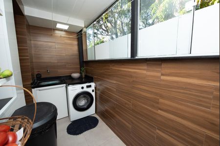 Apartamento à venda com 120m², 3 quartos e 1 vaga Apartamento à venda com 120m², 3 quartos e 1 vagaÁrea de Serviço