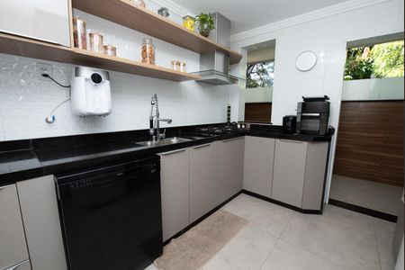 Apartamento à venda com 120m², 3 quartos e 1 vaga Apartamento à venda com 120m², 3 quartos e 1 vagaCozinha