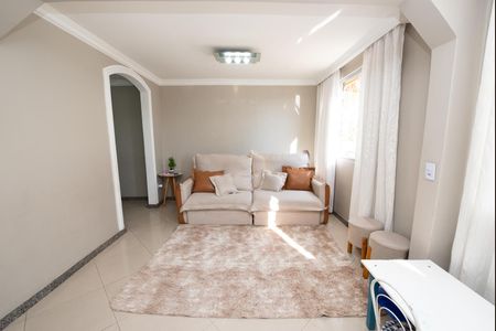 Apartamento à venda com 120m², 3 quartos e 1 vaga Apartamento à venda com 120m², 3 quartos e 1 vagaSala 1
