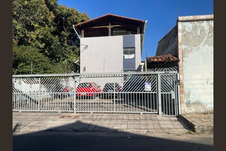 Apartamento à venda com 120m², 3 quartos e 1 vaga Apartamento à venda com 120m², 3 quartos e 1 vaga Placa instalada com o código LSVN-45