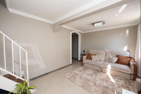 Apartamento à venda com 3 quartos, 120m² em Eldorado, Contagem