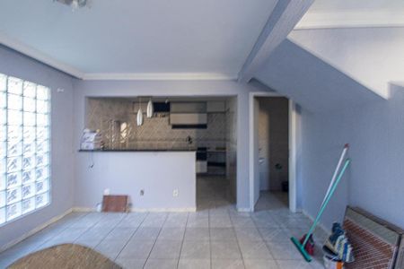 Casa para alugar com 120m², 3 quartos e sem vaga Casa para alugar com 120m², 3 quartos e sem vagaSala