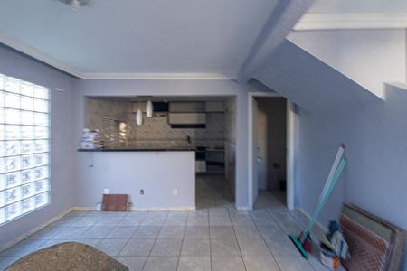 Casa para alugar com 120m², 3 quartos e sem vaga Casa para alugar com 120m², 3 quartos e sem vagaSala