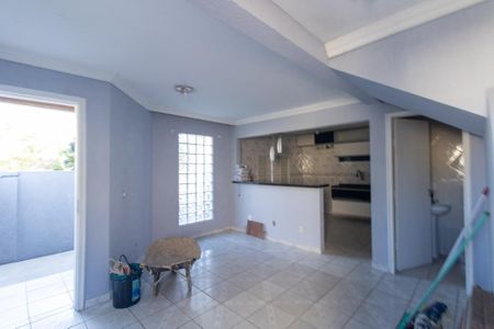 Casa para alugar com 120m², 3 quartos e sem vaga Casa para alugar com 120m², 3 quartos e sem vagaSala