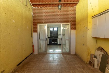 Garagem de casa de condomínio para alugar com 2 quartos, 54m² em Nova Pampulha, Belo Horizonte