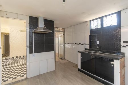 Cozinha de casa de condomínio para alugar com 2 quartos, 54m² em Nova Pampulha, Belo Horizonte