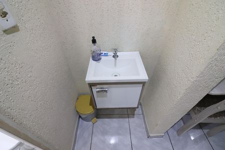 Apartamento à venda com 45m², 2 quartos e 1 vagaBanheiro Social