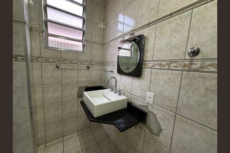 Apartamento para alugar com 112m², 2 quartos e 1 vaga Apartamento para alugar com 112m², 2 quartos e 1 vagaBanheiro da Suíte