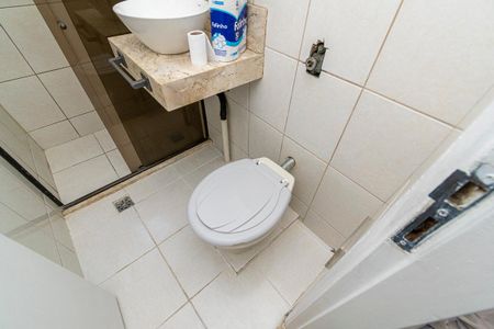 Banheiro de apartamento à venda com 2 quartos, 50m² em Irajá, Rio de Janeiro