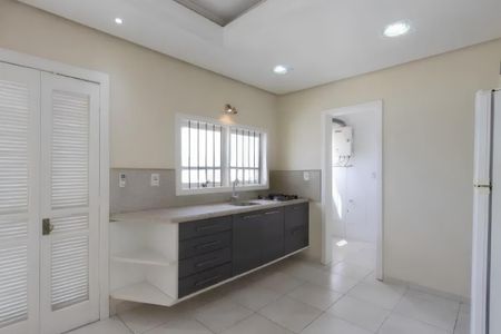 Cozinha de casa para alugar com 3 quartos, 185m² em Aberta dos Morros, Porto Alegre