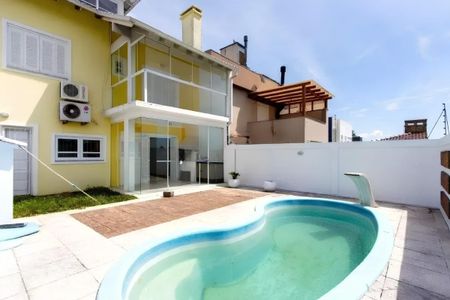 Piscina de casa para alugar com 3 quartos, 185m² em Aberta dos Morros, Porto Alegre