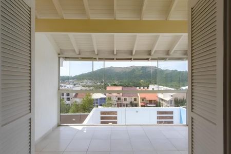 Casa para alugar com 185m², 3 quartos e 3 vagasVaranda