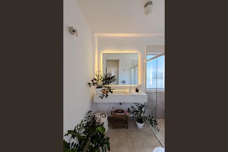 Banheiro de apartamento para alugar com 1 quarto, 110m² em Vila Mariana, São Paulo