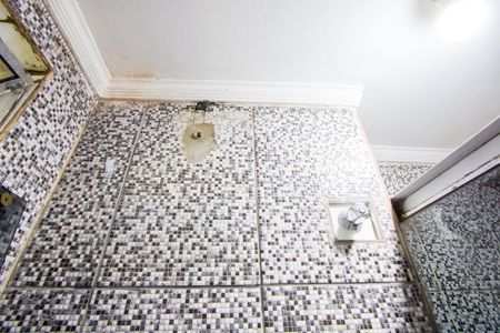 Apartamento à venda com 55m², 2 quartos e 1 vaga Apartamento à venda com 55m², 2 quartos e 1 vagaBanheiro