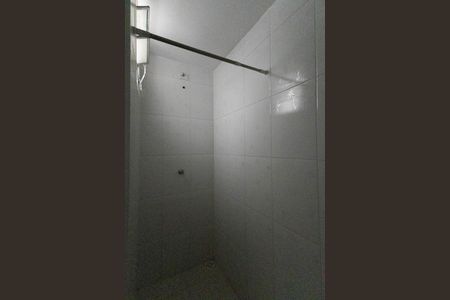 Banheiro de kitnet/studio para alugar com 1 quarto, 35m² em Jardim Japao, São Paulo