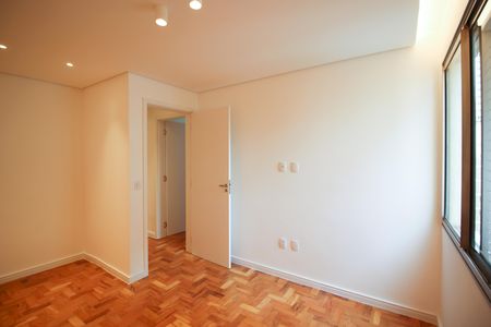 Apartamento à venda com 110m², 3 quartos e 1 vaga Apartamento à venda com 110m², 3 quartos e 1 vagaQuarto 2