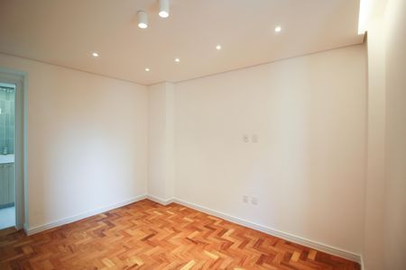 Apartamento à venda com 110m², 3 quartos e 1 vaga Apartamento à venda com 110m², 3 quartos e 1 vagaSuíte