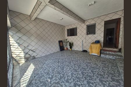 Garagem - II Carros de casa à venda com 3 quartos, 130m² em Parque Ipe, São Paulo