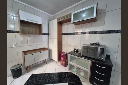 Cozinha - Armários - Térreo de casa para alugar com 3 quartos, 130m² em Parque Ipe, São Paulo