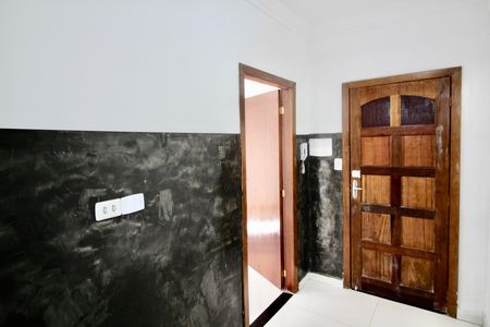 Corredor  de casa para alugar com 2 quartos, 40m² em Parque Cisper, São Paulo