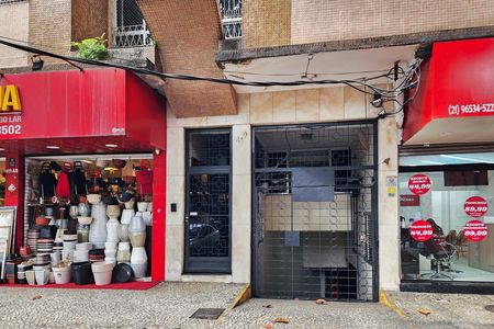 Fachada  de apartamento à venda com 2 quartos, 68m² em Tijuca, Rio de Janeiro