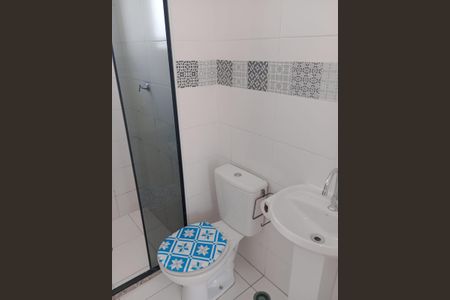 Banheiro de apartamento à venda com 2 quartos, 38m² em Jardim Albertina, Guarulhos