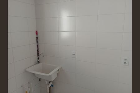 Área de serviço de apartamento à venda com 2 quartos, 38m² em Jardim Albertina, Guarulhos