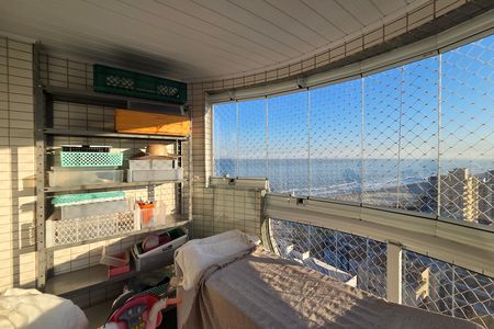 Apartamento para alugar com 173m², 5 quartos e 3 vagas Apartamento para alugar com 173m², 5 quartos e 3 vagasVaranda da suíte 3