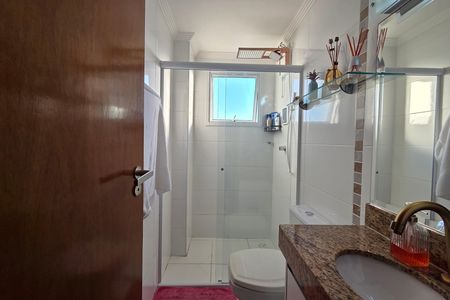 Apartamento para alugar com 173m², 5 quartos e 3 vagas Apartamento para alugar com 173m², 5 quartos e 3 vagasBanheiro da Suíte 2