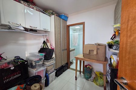 Apartamento para alugar com 173m², 5 quartos e 3 vagas Apartamento para alugar com 173m², 5 quartos e 3 vagasQuarto de Serviço