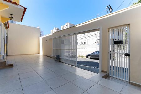 Garagem de casa para alugar com 3 quartos, 120m² em Santana, São Paulo