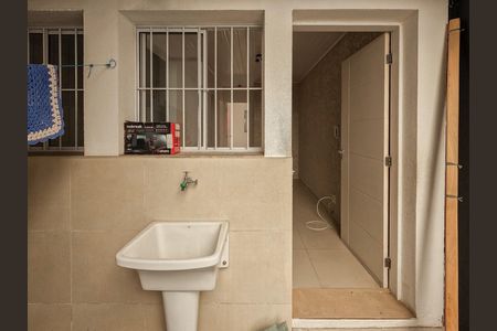 Casa de Condomínio para alugar com 2 quartos, 40m² em Vila Picinin, São Paulo