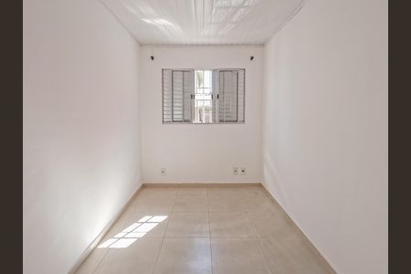 Casa de condomínio para alugar com 40m², 2 quartos e sem vaga