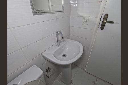 Casa de condomínio para alugar com 40m², 2 quartos e sem vaga