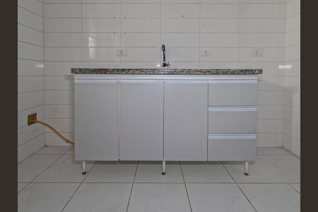 Casa de condomínio para alugar com 40m², 2 quartos e sem vaga