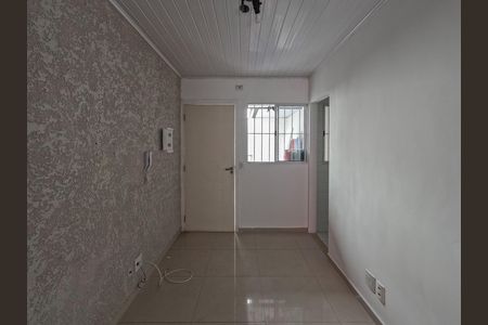 Casa de Condomínio para alugar com 2 quartos, 40m² em Vila Picinin, São Paulo